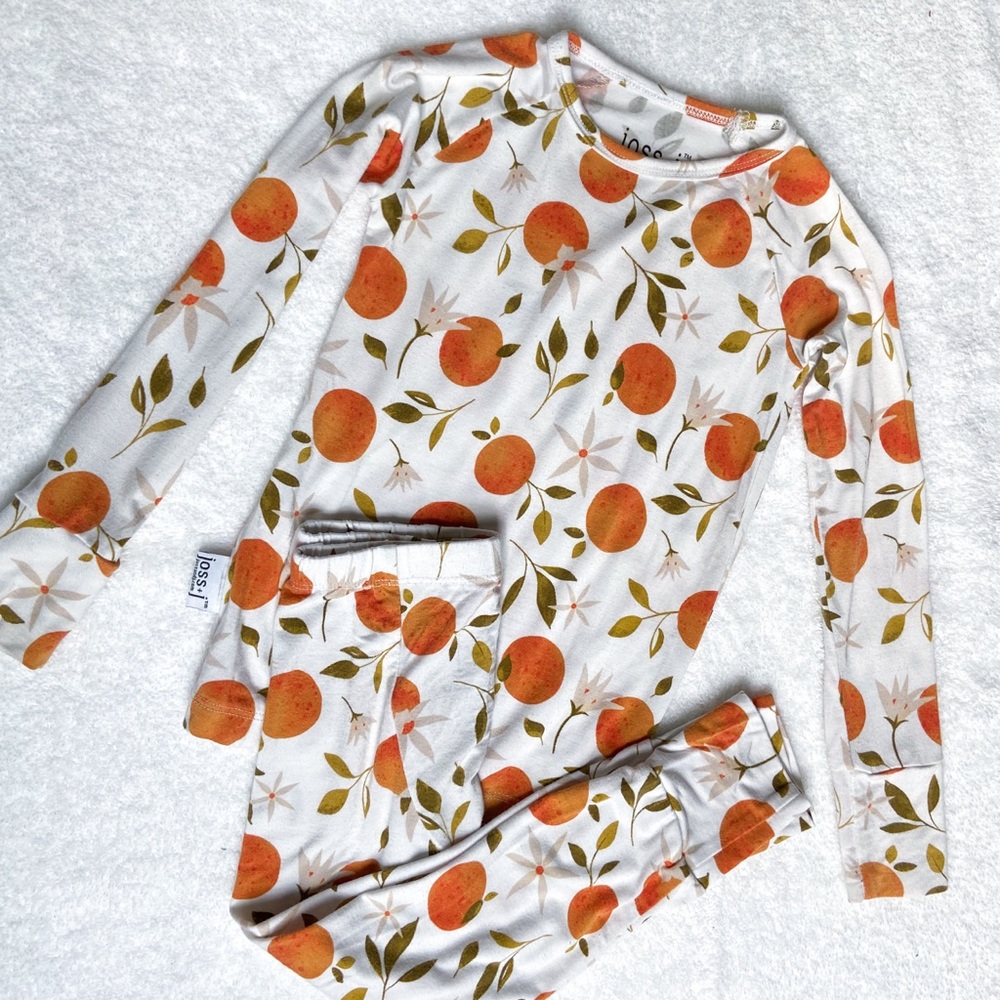joss + j x arrows & bow Orange Blossom Pajama Set